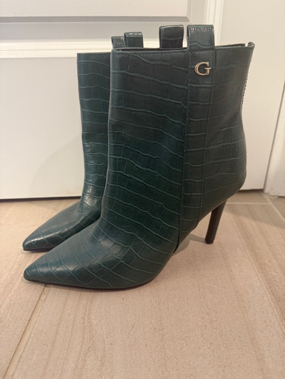 Guess booties